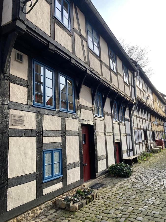 Ferienhaus "Sofia" Anno 1650, Neu - Top Lage - Tempur Beds - Wifi - Parking - Im Herzen Von Detmold-Altstadt, Historische Stadtmauer, Old Lane Detmold Exterior photo