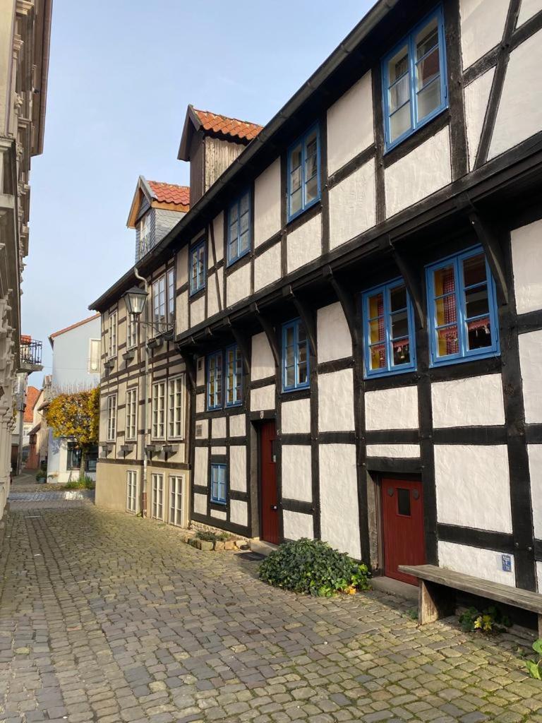 Ferienhaus "Sofia" Anno 1650, Neu - Top Lage - Tempur Beds - Wifi - Parking - Im Herzen Von Detmold-Altstadt, Historische Stadtmauer, Old Lane Detmold Exterior photo